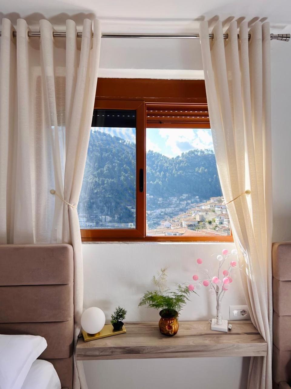 Villa Dona Μπεράτ Εξωτερικό φωτογραφία